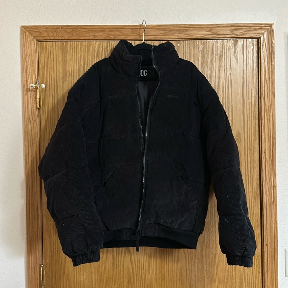 BDG men’s corduroy puffer jacket